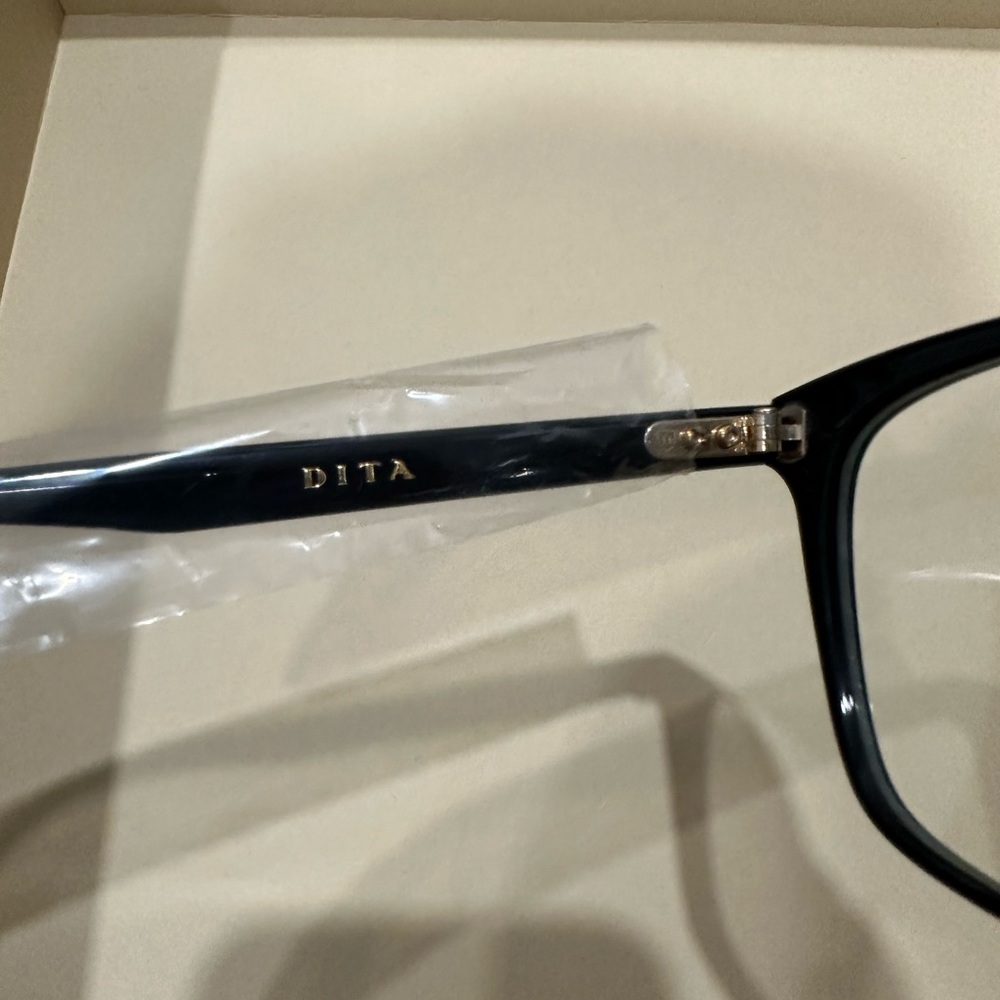 Dita Lindl Eye Glasses (Brand New) - Picture 3 of 5